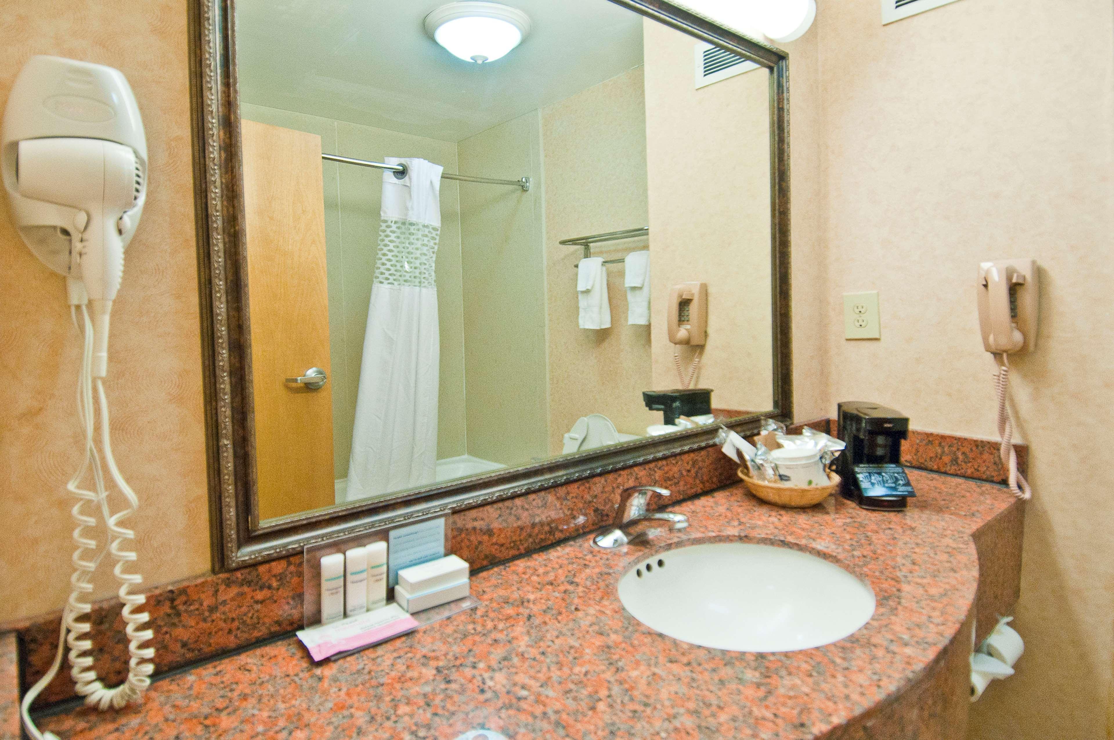 Hampton Inn קנטון מראה חיצוני תמונה