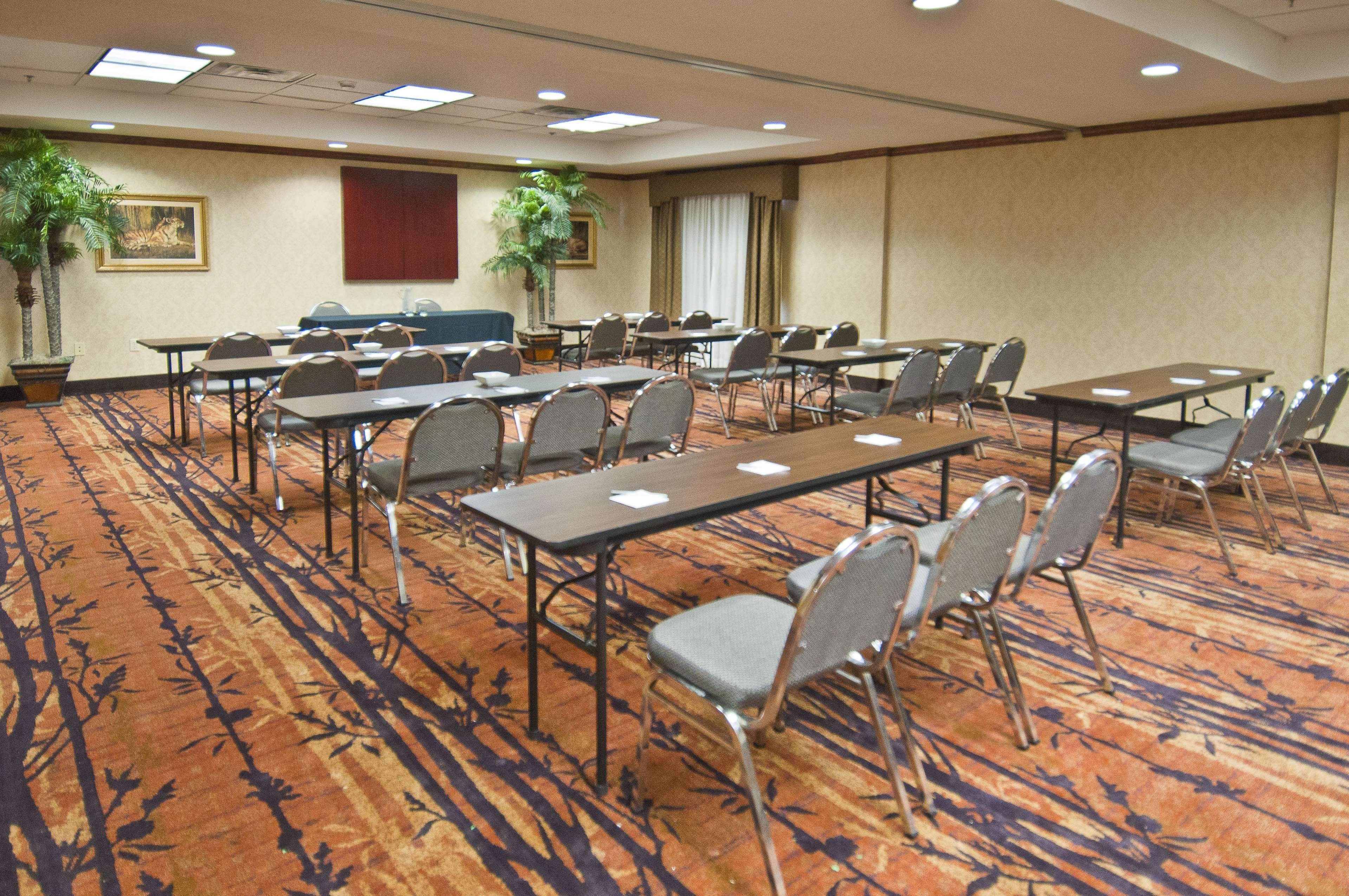 Hampton Inn קנטון מראה חיצוני תמונה